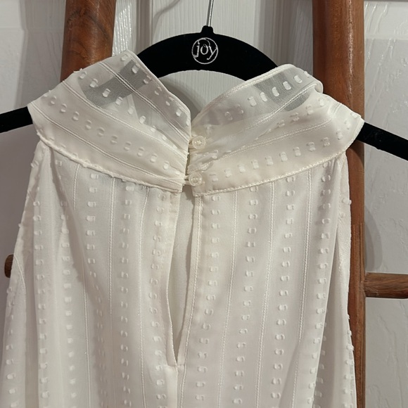 Calvin Klein Women’s Sleeveless Blouses in Pink and Cream, Size 16 NWT - Picture 8 of 16